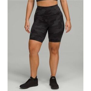Lululemon  Wunder Train Contour Fit High Rise Short 8 inch Size 4 Heritage